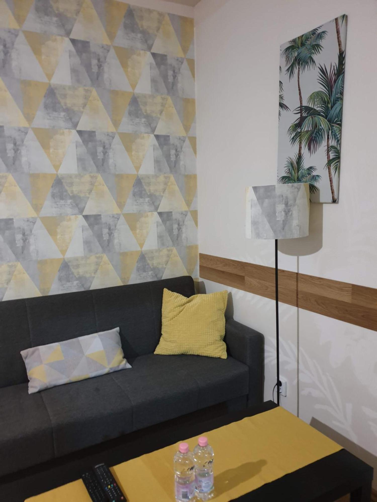 Green Apartman Salgótarján Appartamento *